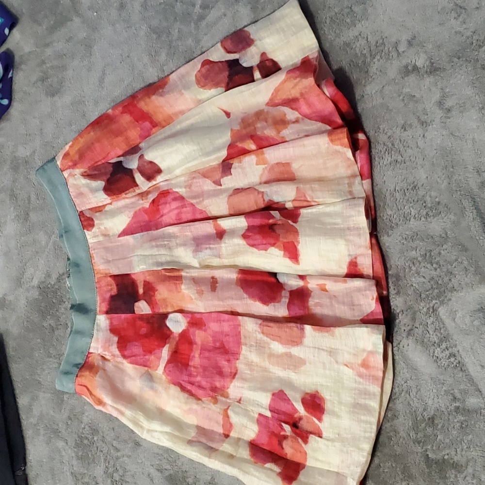 Ann Taylor LOFT Floral Print Skirt Size 6